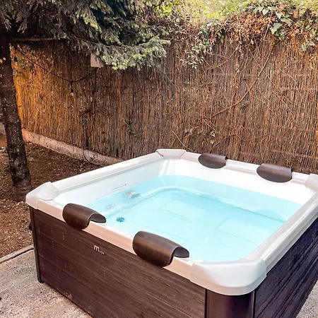 Travelbreak * פודגוריצה