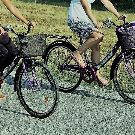 Travelbreak Ostello *